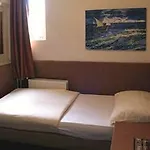 Otel Delta Center