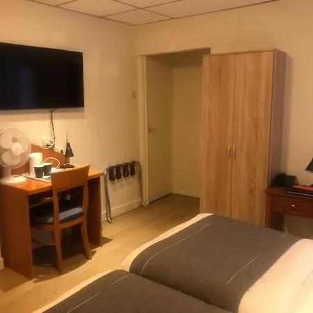 Delta Center Hotel 3*