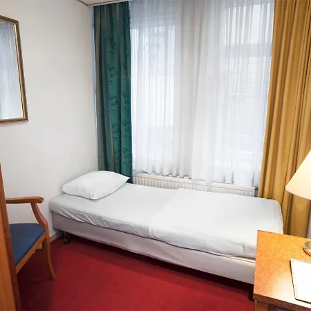 Delta Center Hotel 3*