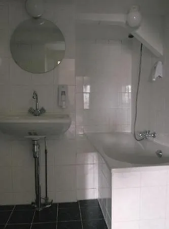 Delta Center Hotel 3*