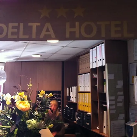 Hotel Delta Center 3*
