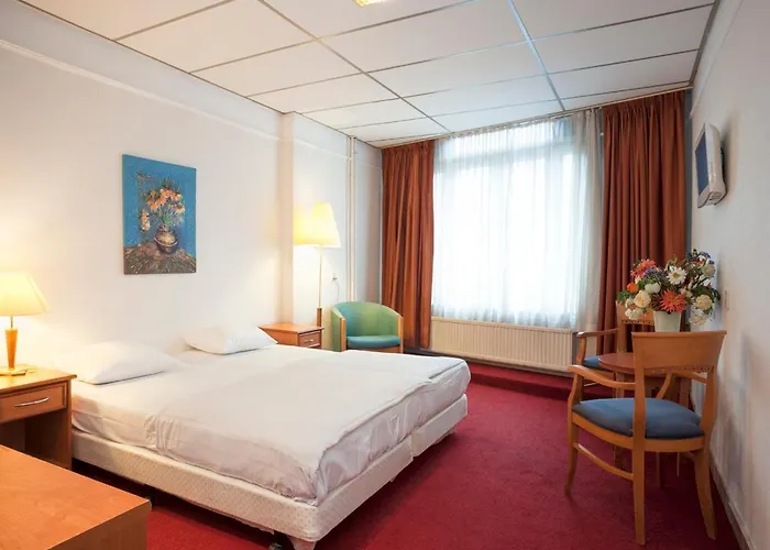 デルタ シティ センター