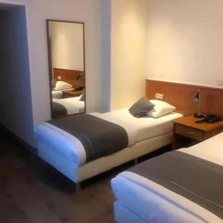 Delta Center Отель Амстердам